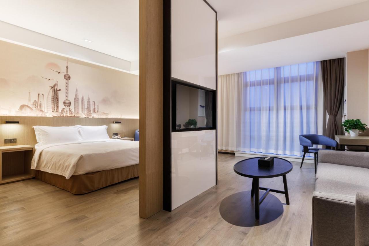 Grace Select Khách sạn 4*